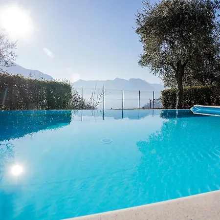 Apartment Ossuccio Daire